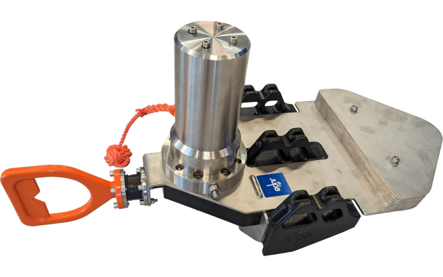 MWA clamp adapter
